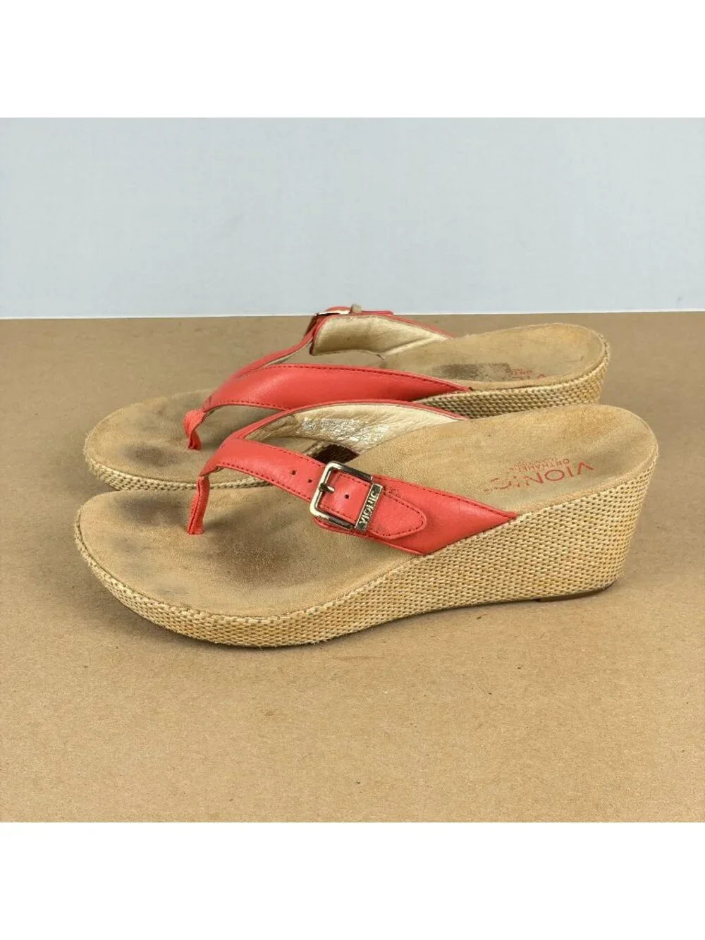 Vionic Polina Thong Wedge Sandals Womens 8 Orange Tan Leather Casual Comfort